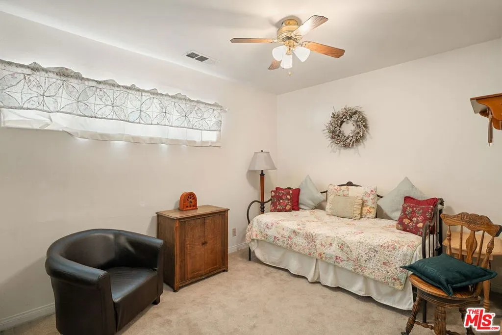 2810 Tilden Avenue, Los Angeles, California 90064 home-pic-28