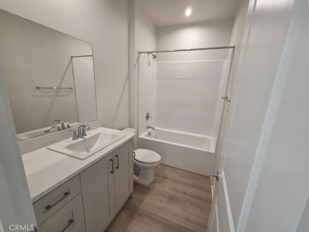 73690 Raphael Drive, Palm Desert, California 92211 home-pic-5