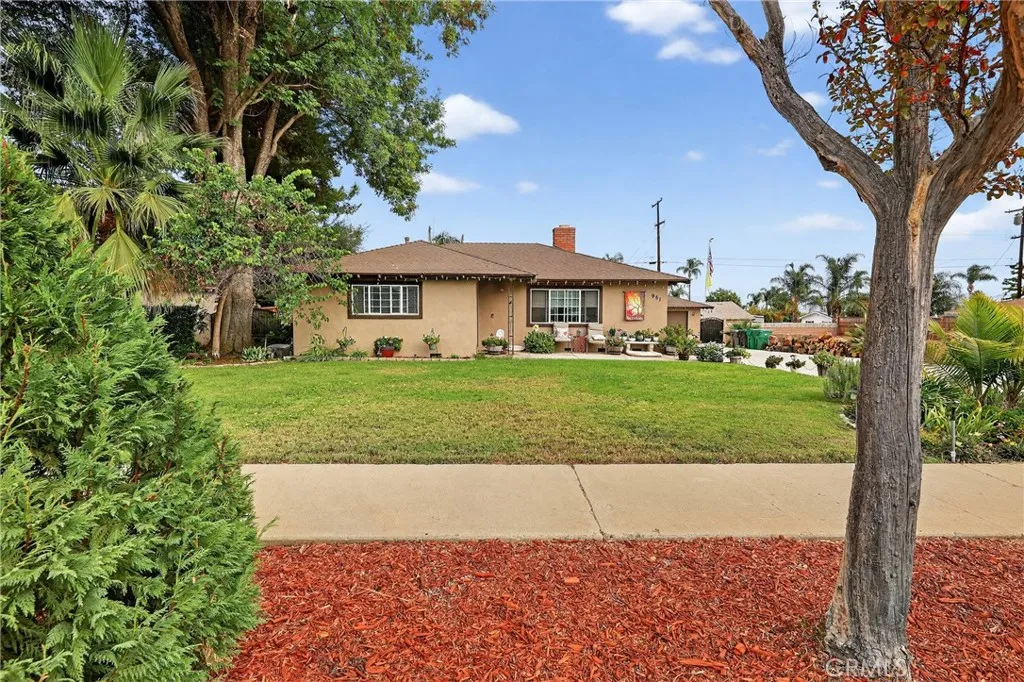 951 W Kendall, Corona, California 92882 home-pic-37