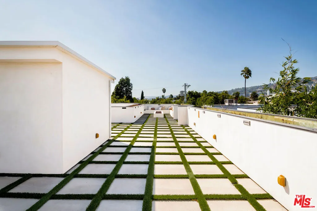 839 N Genesee Avenue, Los Angeles, California 90046 home-pic-38