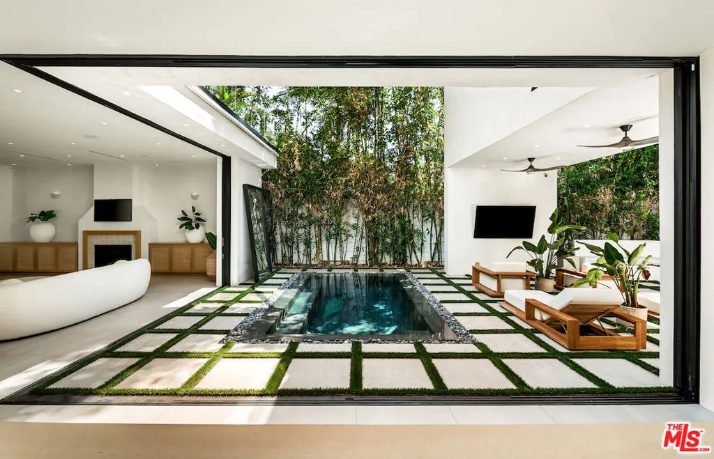 gallery-image 2