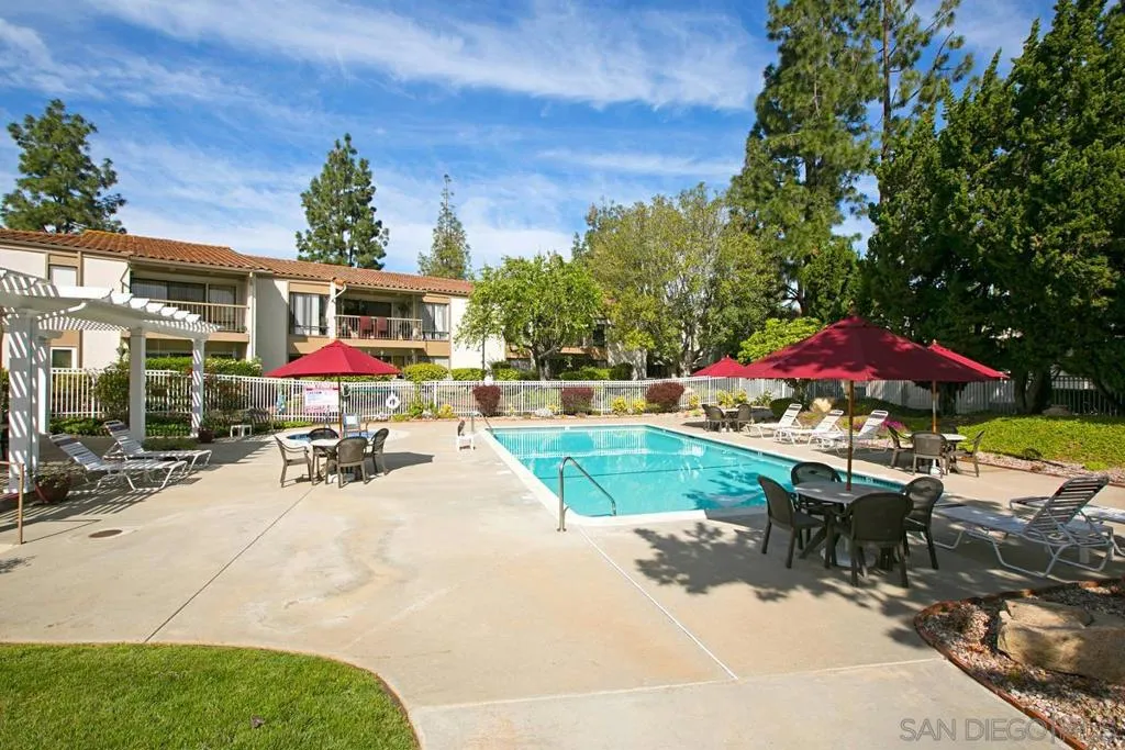 17604 Camino Ancho, San Diego, California 92128 home-pic-31