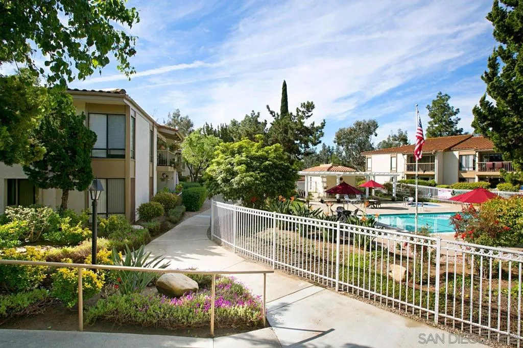 17604 Camino Ancho, San Diego, California 92128 home-pic-29