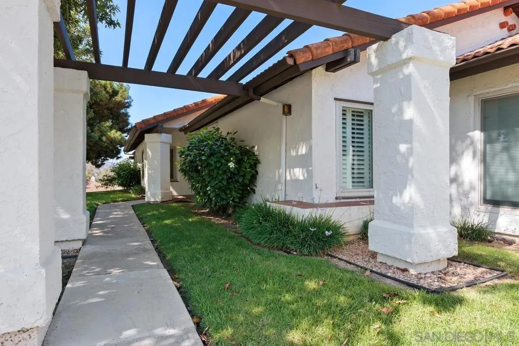 17604 Camino Ancho, San Diego, California 92128 home-pic-2