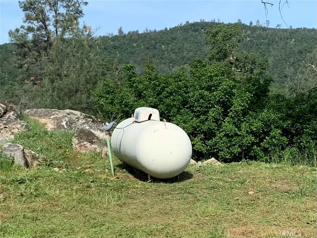 Propane tank