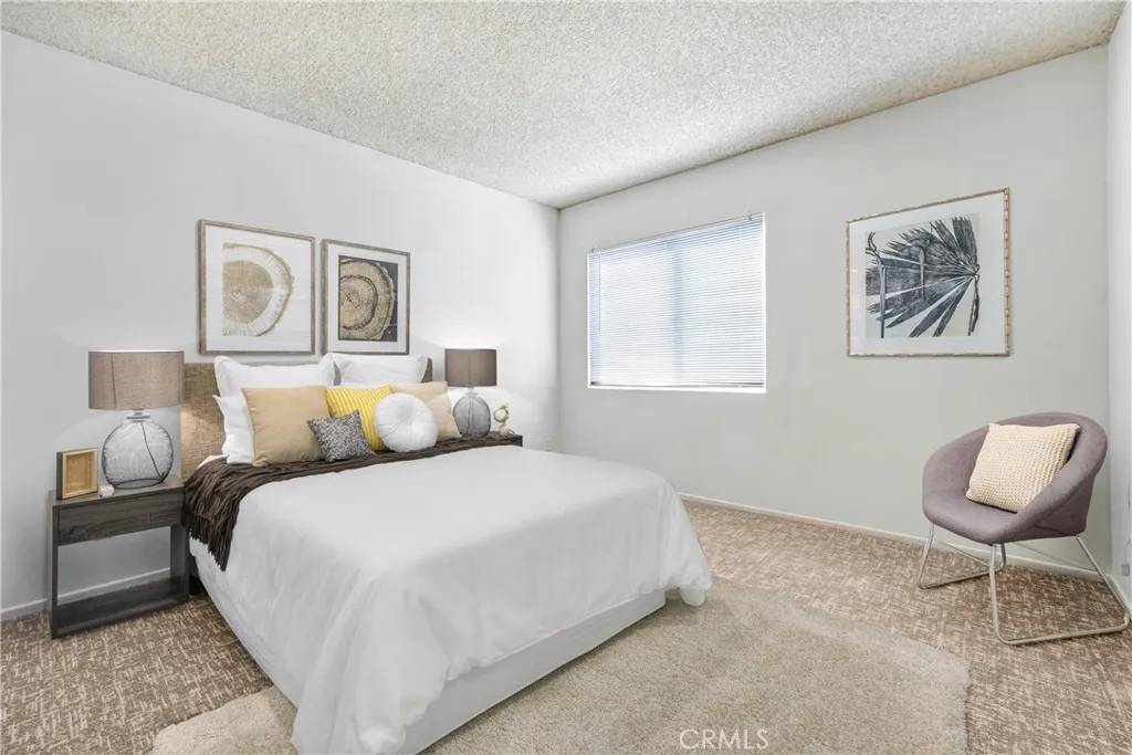 5460 White Oak G213, Encino, California 91316 home-pic-9