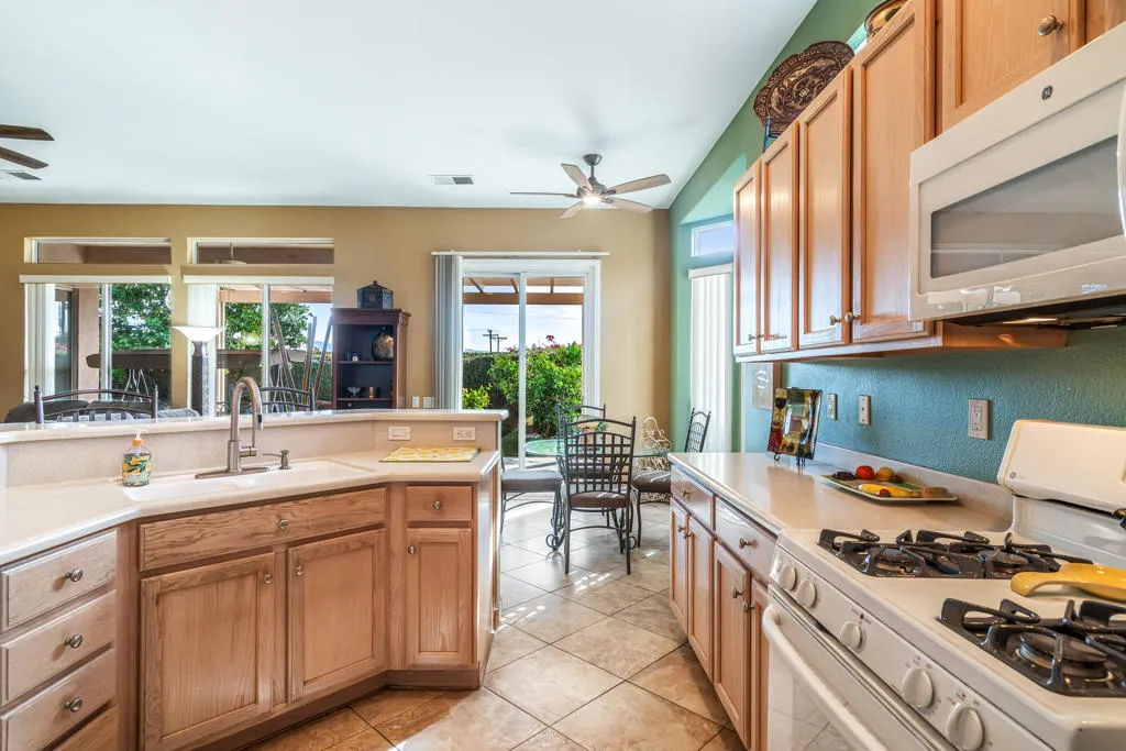 43774 Royal Saint George Drive, Indio, California 92201 home-pic-14