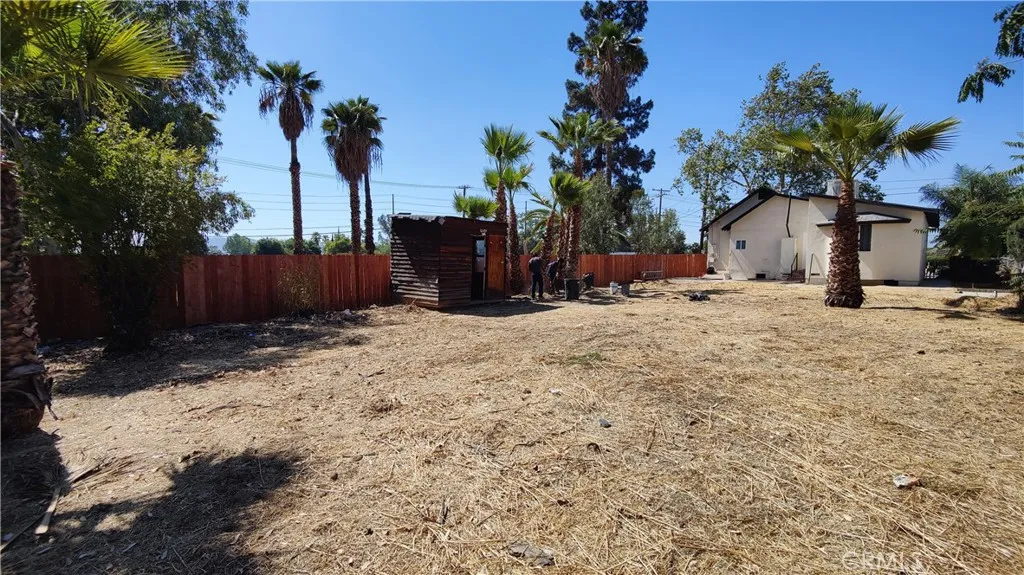 1680 Oxford, Riverside, California 92507 home-pic-31
