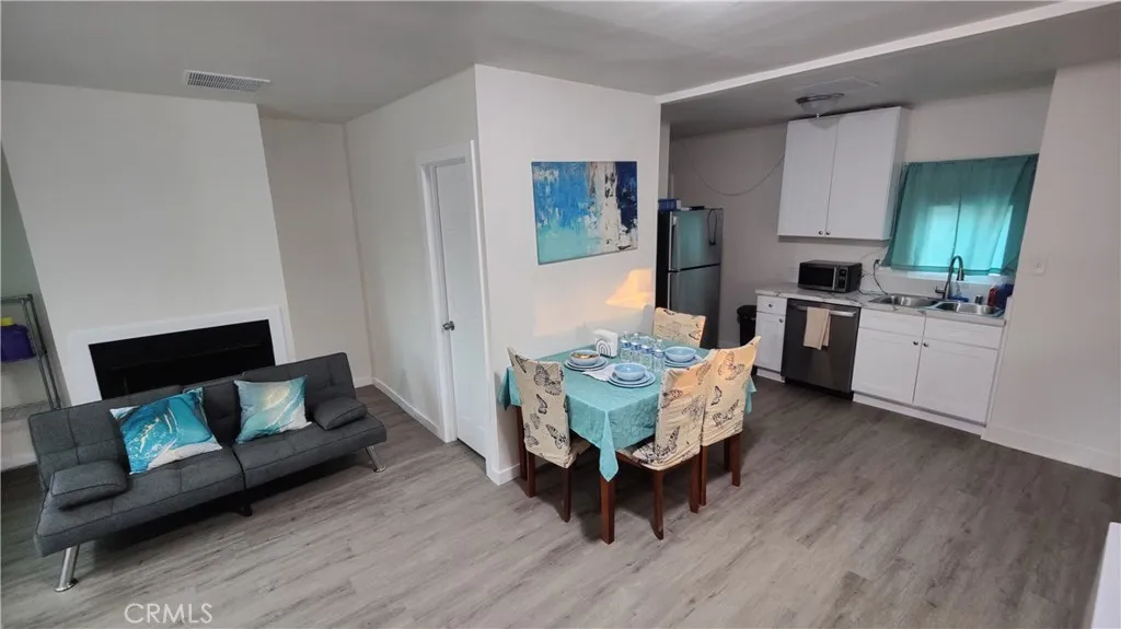 1680 Oxford, Riverside, California 92507 home-pic-7