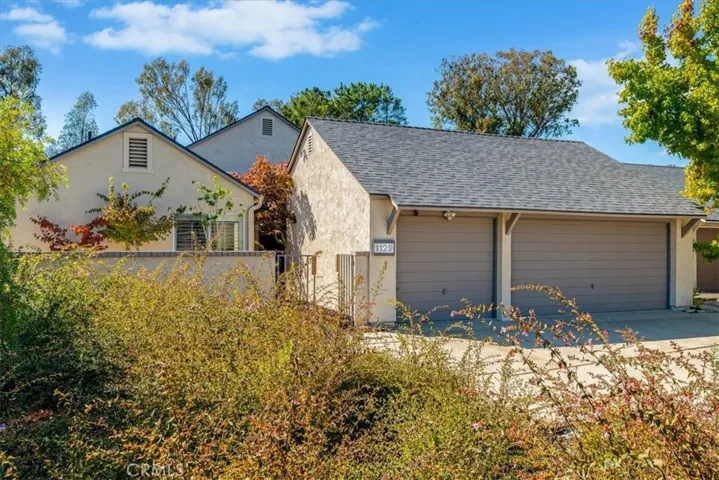 1129 Vista Del Lago, San Luis Obispo, California 93405