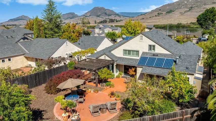 1129 Vista Del Lago, San Luis Obispo, California 93405