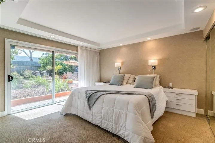 1129 Vista Del Lago, San Luis Obispo, California 93405