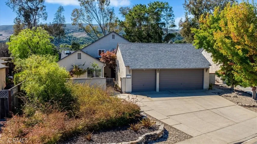 1129 Vista Del Lago, San Luis Obispo, California 93405