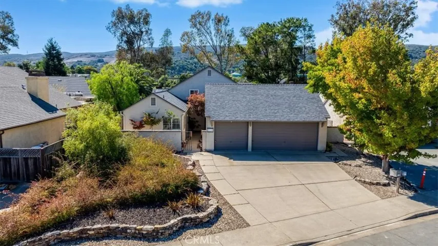 1129 Vista Del Lago, San Luis Obispo, California 93405