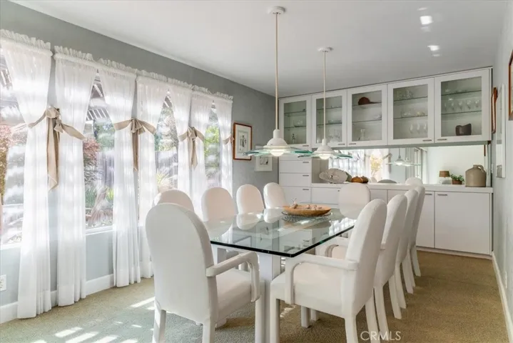 1129 Vista Del Lago, San Luis Obispo, California 93405