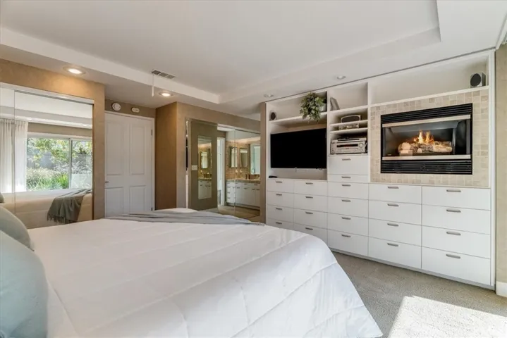 1129 Vista Del Lago, San Luis Obispo, California 93405