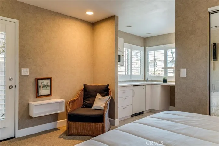 1129 Vista Del Lago, San Luis Obispo, California 93405