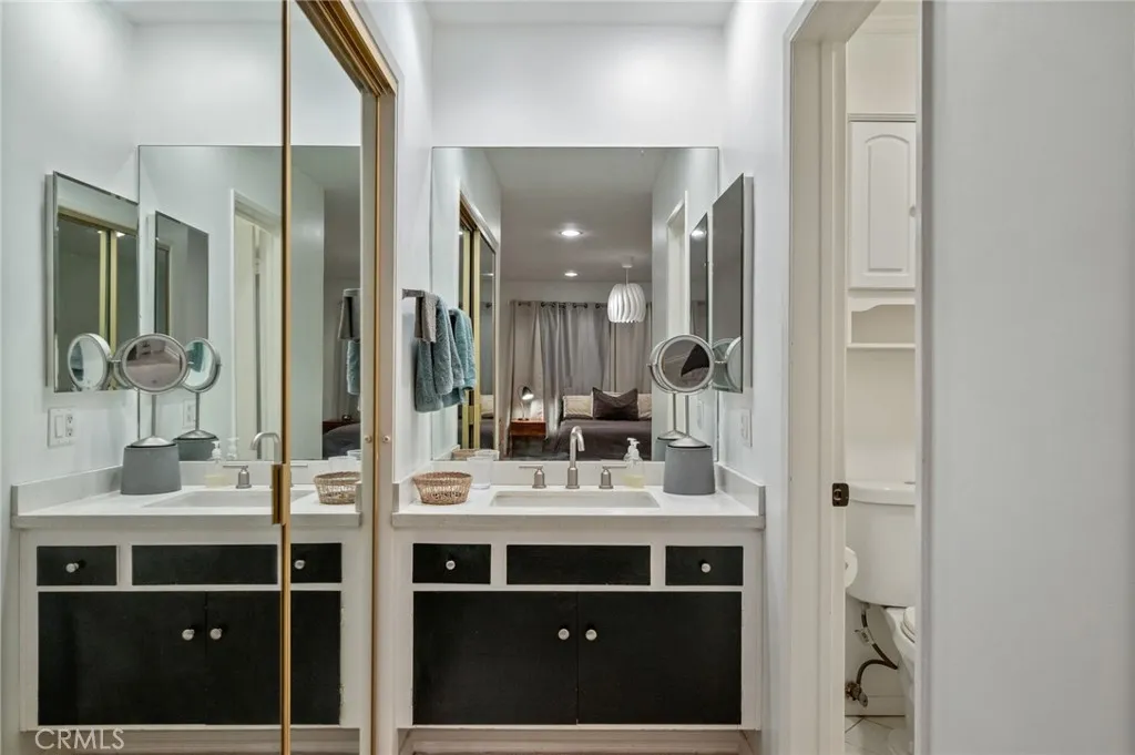 2345 Roscomare, Los Angeles, California 90077 home-pic-14