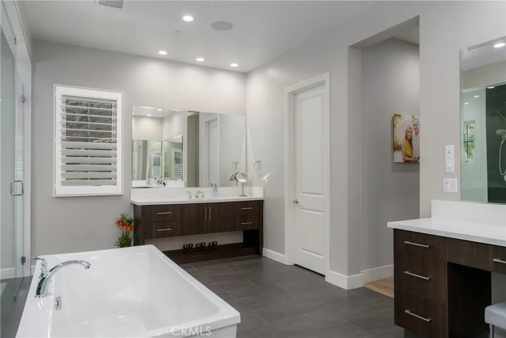 162 Leafy, Irvine, California 92602 home-pic-32