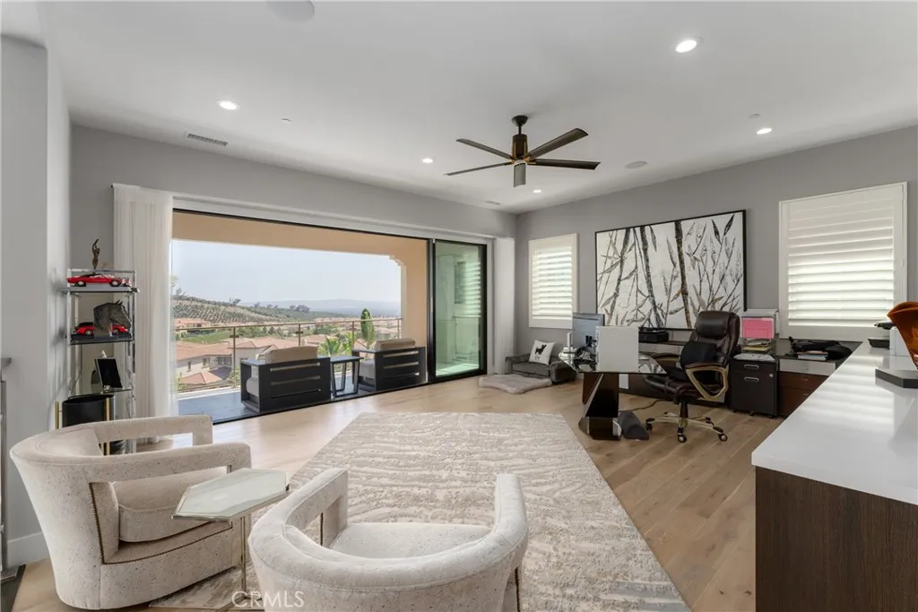 162 Leafy, Irvine, California 92602 home-pic-34