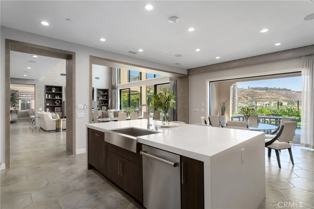 162 Leafy, Irvine, California 92602 home-pic-19