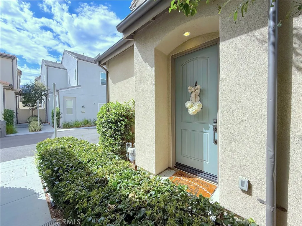 4173 Horvath 103, Corona, California 92883 home-pic-1