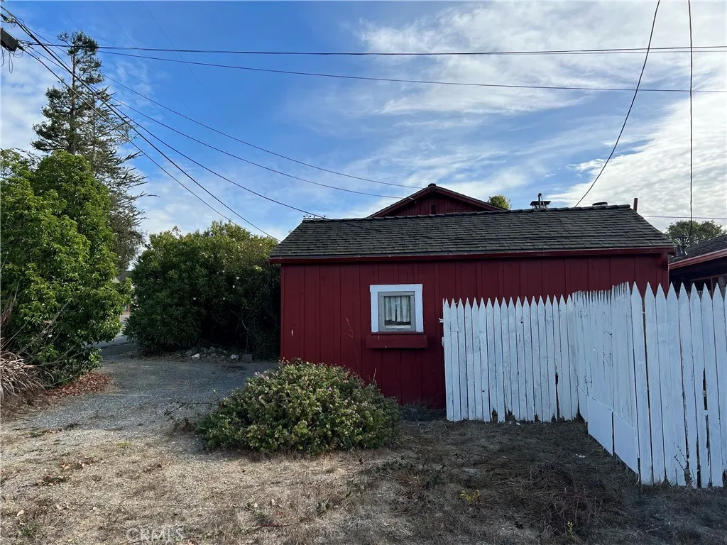 2299 Yorkshire Drive, Cambria, California 93428 home-pic-35
