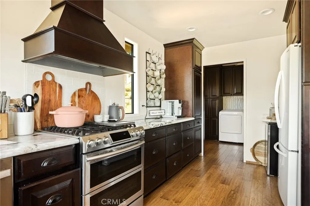 404 Darfo, Crestline, California 92325 home-pic-15