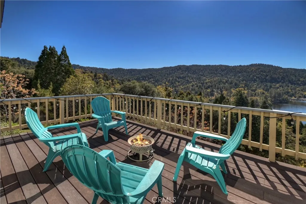 404 Darfo, Crestline, California 92325 home-pic-12