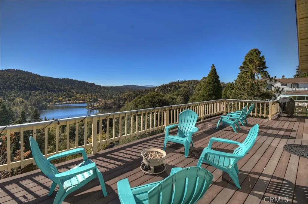 404 Darfo, Crestline, California 92325 home-pic-11