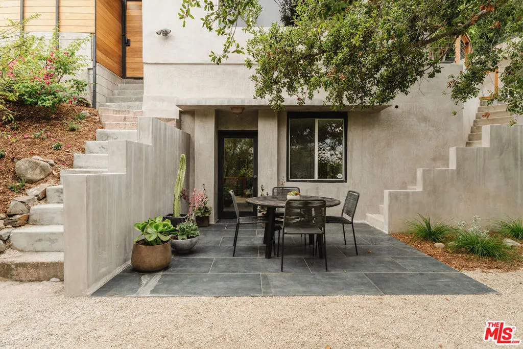 910 Glen Oaks Boulevard, Pasadena, California 91105 home-pic-46