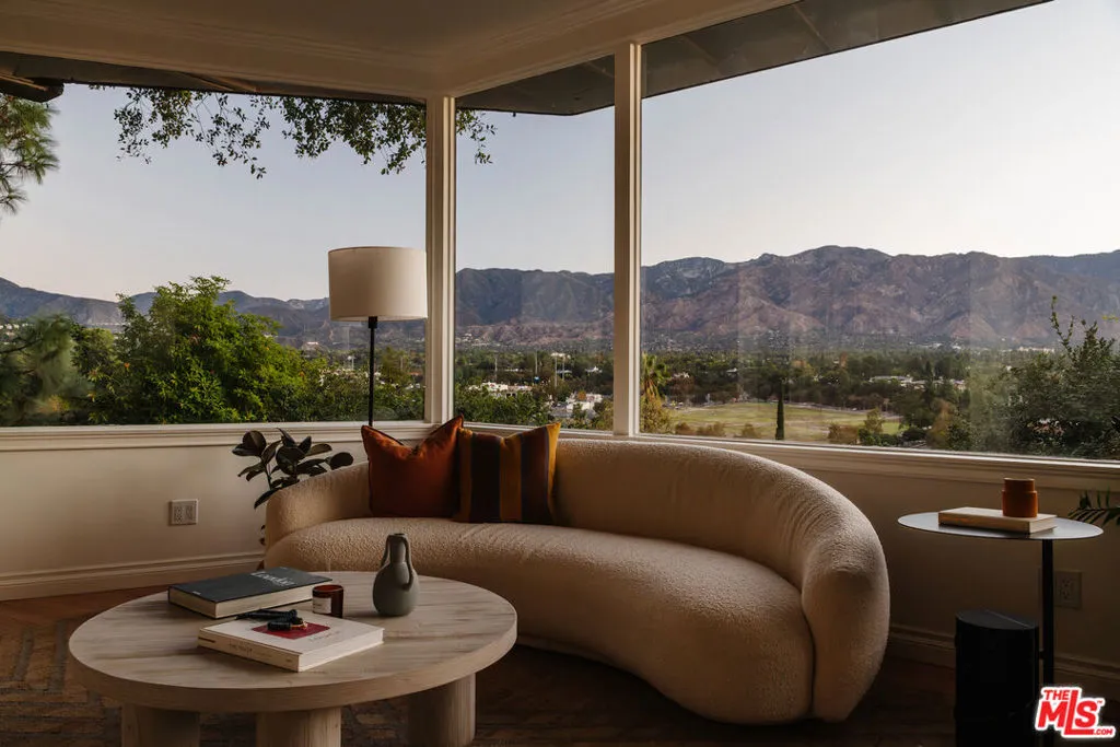 910 Glen Oaks Boulevard, Pasadena, California 91105 home-pic-57