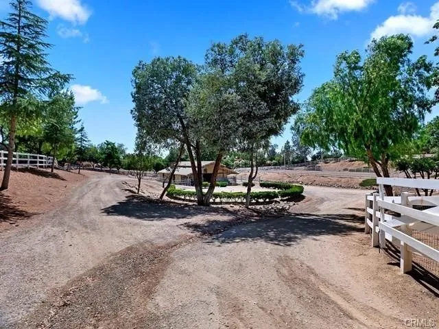 36410 Calle Puerto Bonita, Temecula, California 92592 home-pic-36
