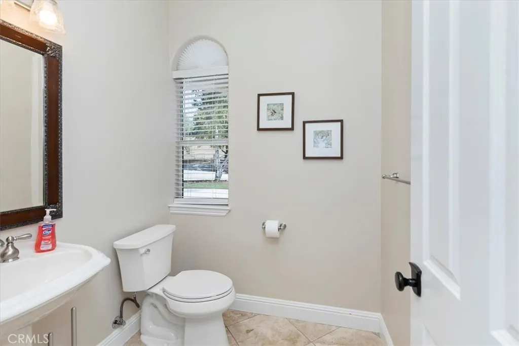 36410 Calle Puerto Bonita, Temecula, California 92592 home-pic-11
