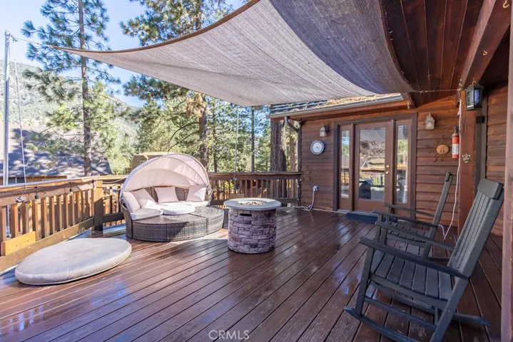 Private back deck