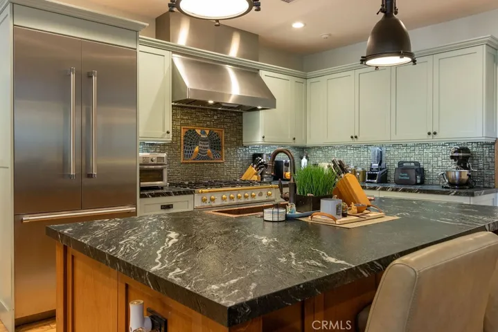 Kitchen oversized island