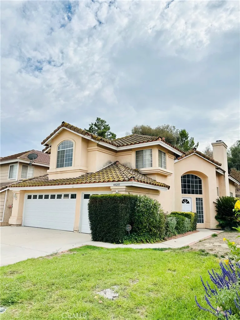 40205 White Leaf, Murrieta, California 92562 home-pic-1