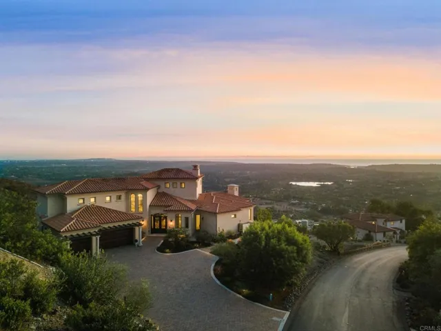 7795 Camino De Arriba, Rancho Santa Fe, California 92067