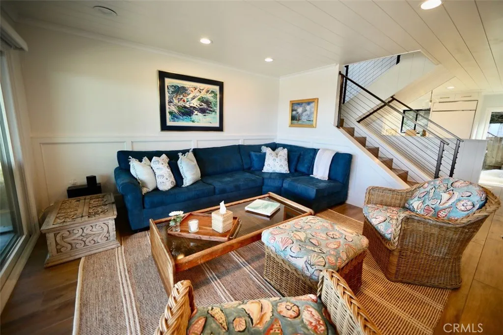 SLEEPER SECTIONAL