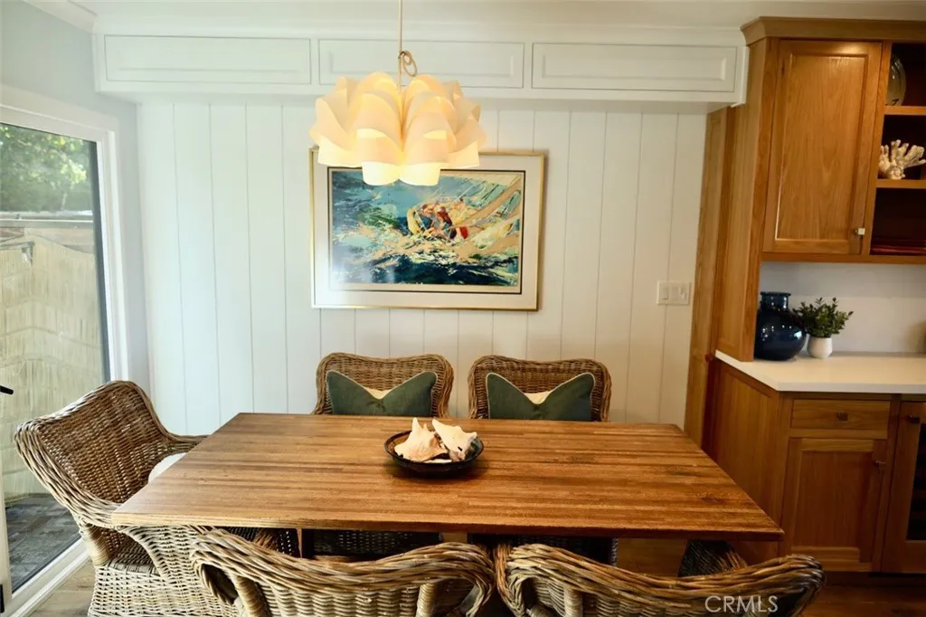 KITCHEN OPENS INTO DINING