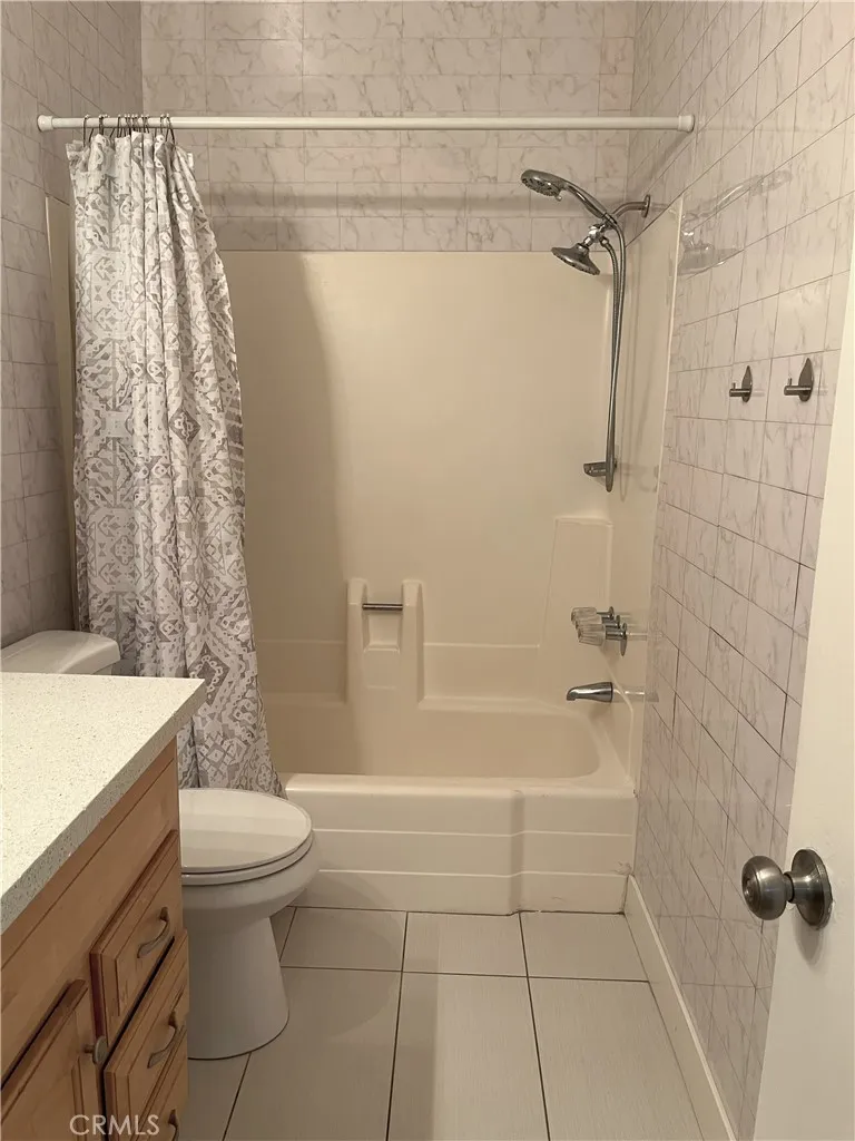 6255 Woodman 203, Valley Glen, California 91401 home-pic-20