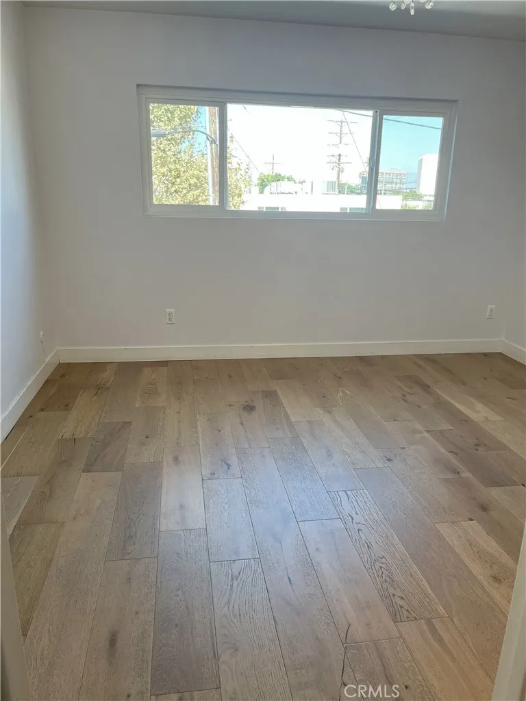 6255 Woodman 203, Valley Glen, California 91401 home-pic-26