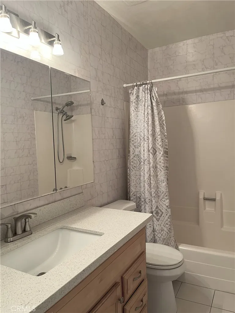 6255 Woodman 203, Valley Glen, California 91401 home-pic-19