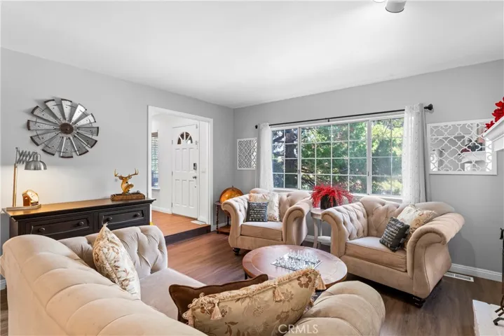 955 Teakwood Drive, Lake Arrowhead, California 92352