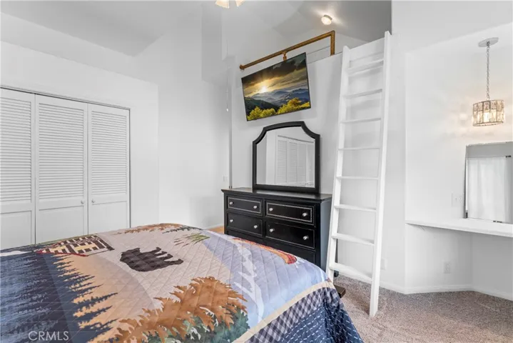 955 Teakwood Drive, Lake Arrowhead, California 92352