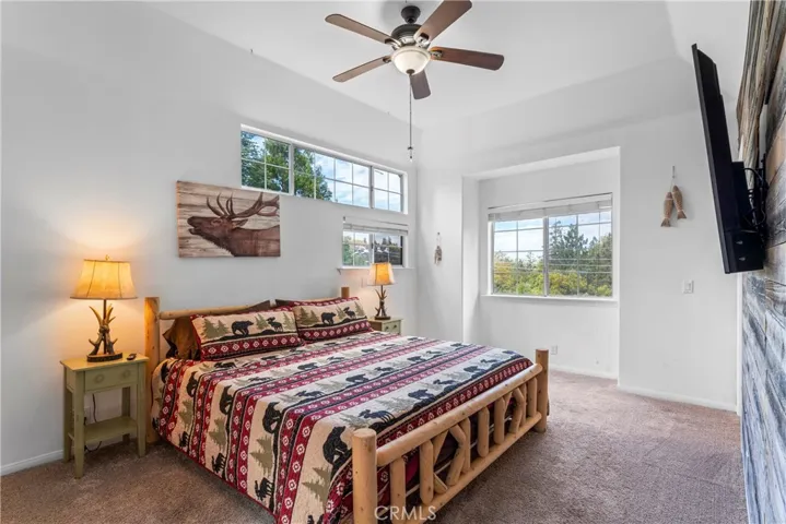 955 Teakwood Drive, Lake Arrowhead, California 92352