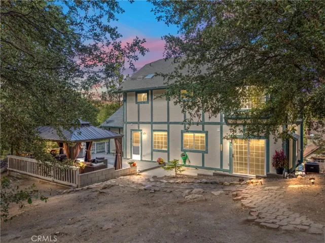 955 Teakwood Drive, Lake Arrowhead, California 92352