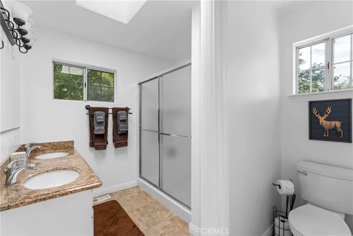 955 Teakwood Drive, Lake Arrowhead, California 92352