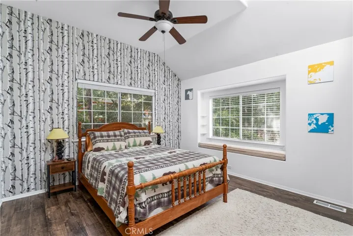 955 Teakwood Drive, Lake Arrowhead, California 92352