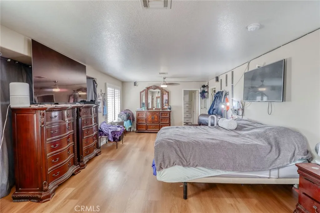 20430 Rancherias, Apple Valley, California 92307 home-pic-25